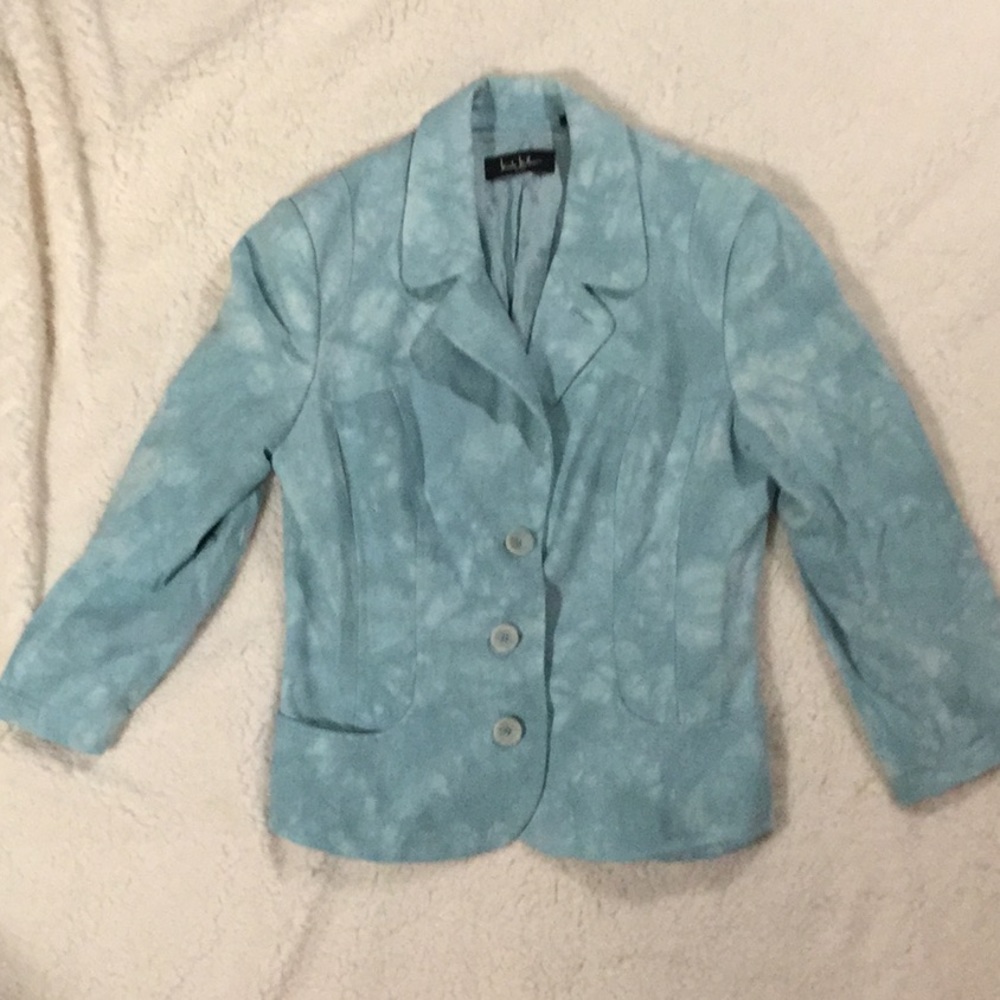 Nicole Miller Lady’s top / jacket; size medium.